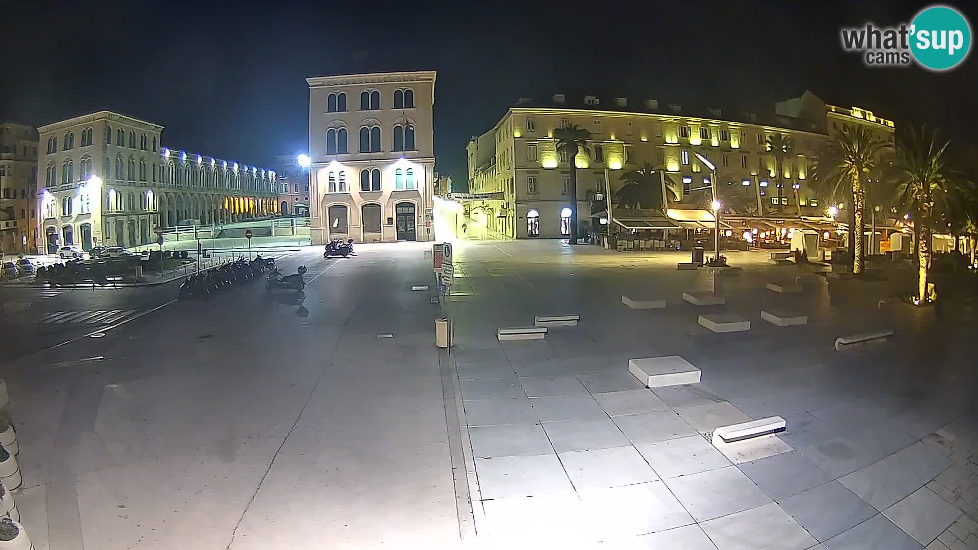 Webcam Split Riva – Prokurative | Trg Republike