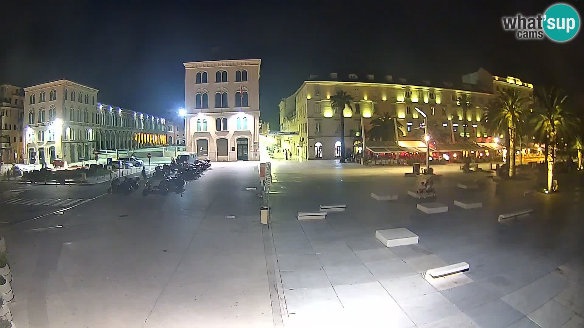 Webcam Split Riva – Prokurative | Trg Republike