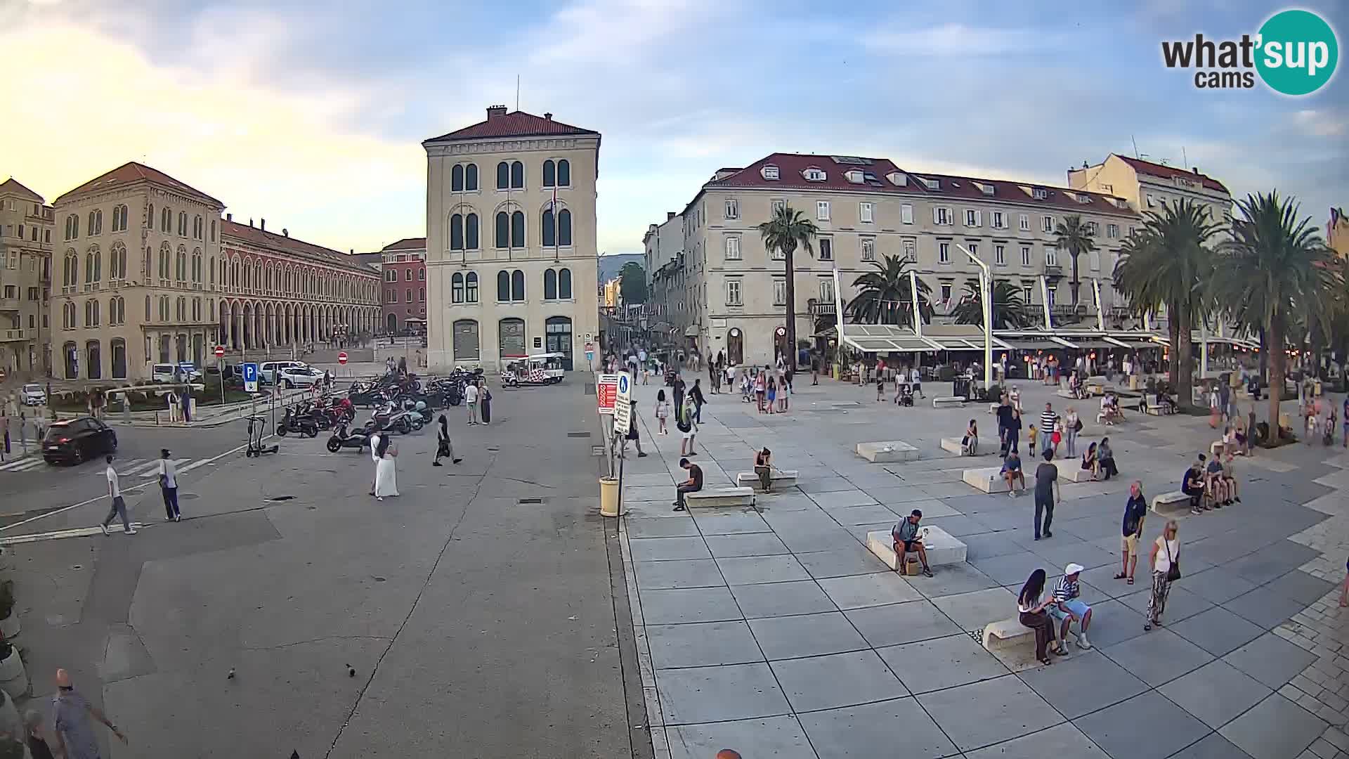 Webcam Split Riva – Prokurative | Trg Republike