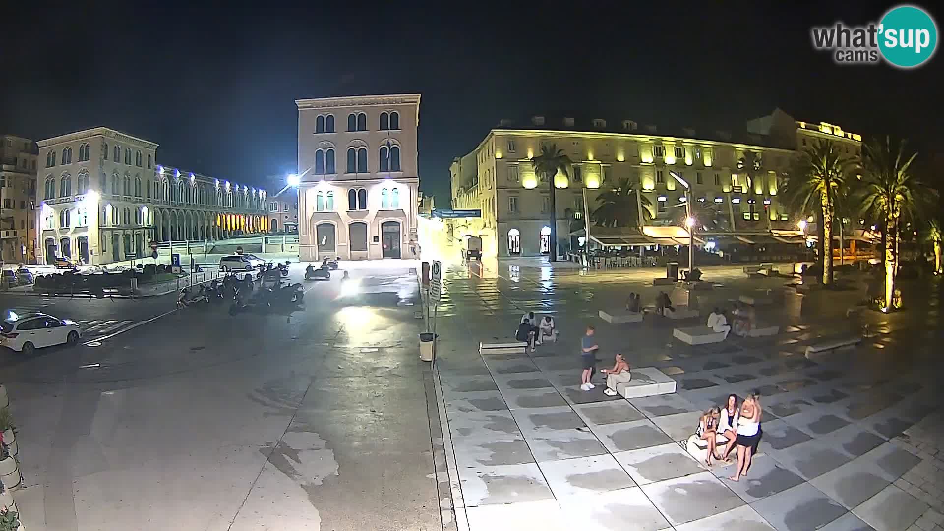 Webcam Split Riva – Prokurative | Trg Republike