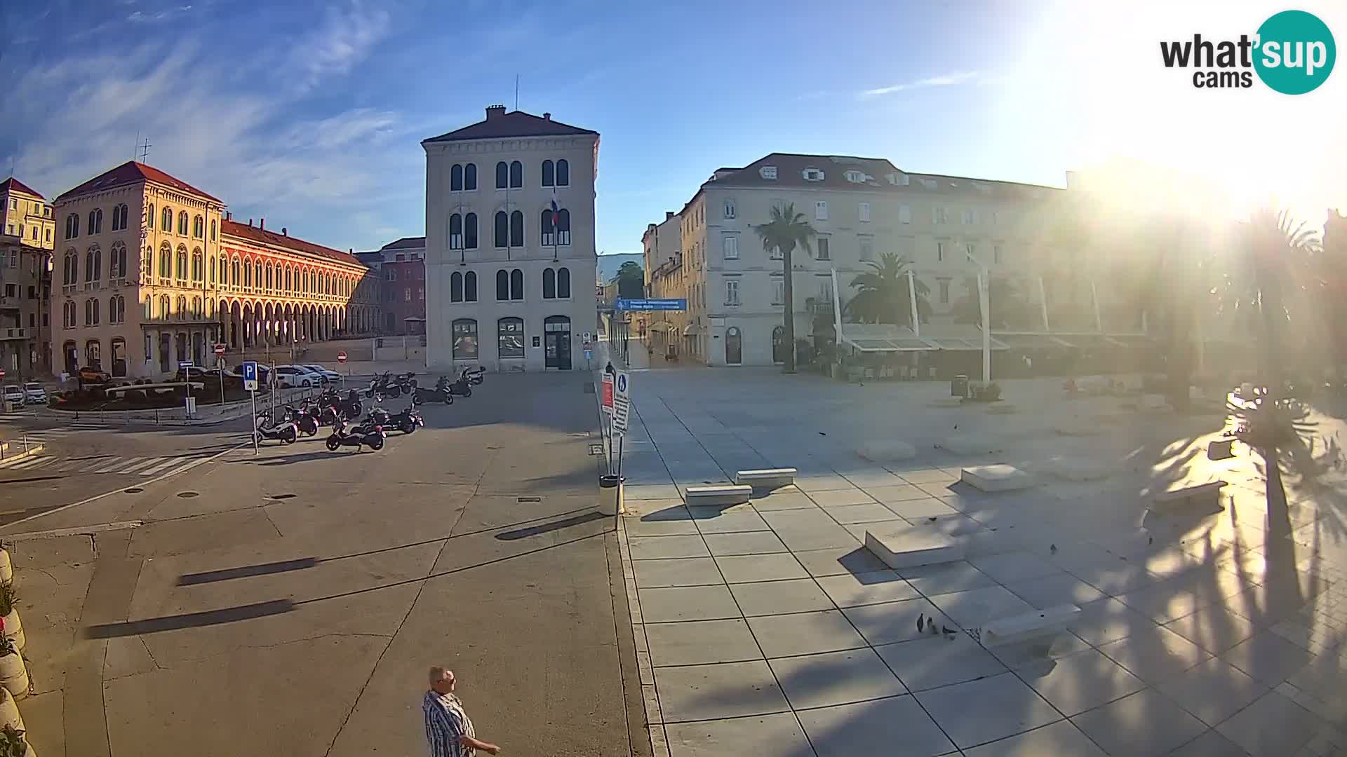 Webcam Split Riva – Prokurative | Trg Republike