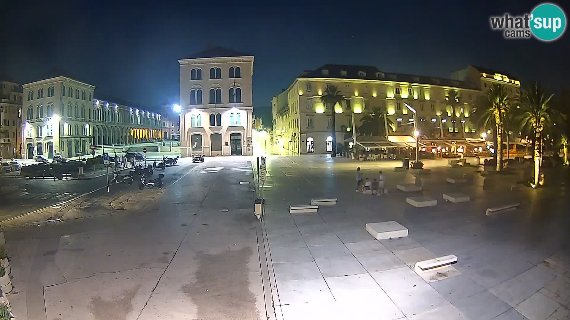 Webcam Split Riva – Prokurative | Trg Republike