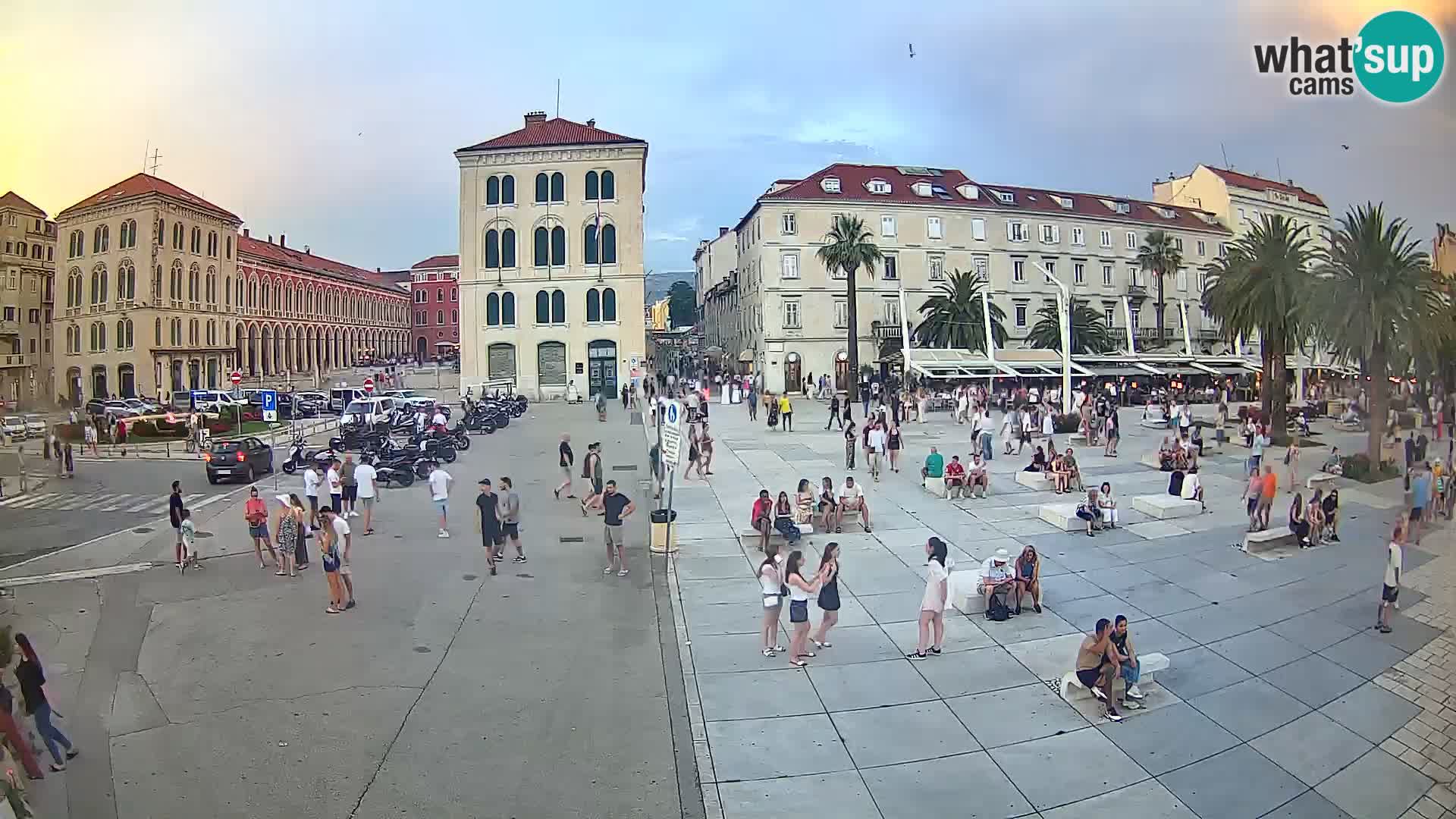 Webcam Split Riva – Prokurative | Trg Republike