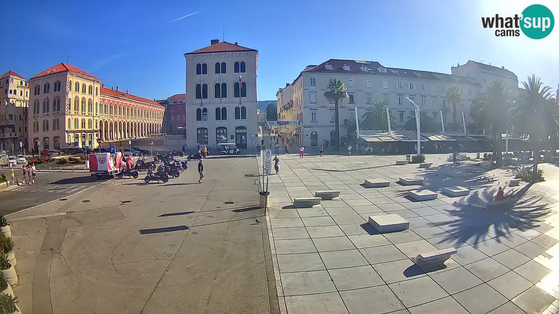 Webcam Split Riva – Prokurative | Trg Republike