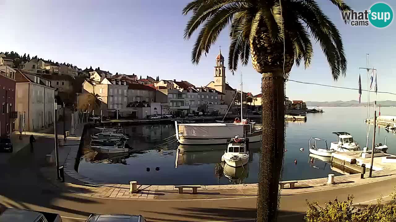 Kamera v živo Sutivan – otok Brač