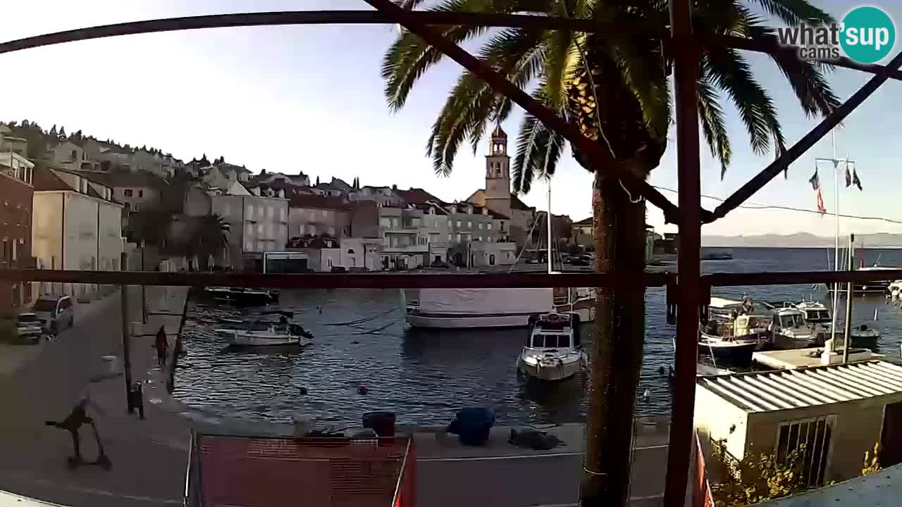 Web kamera Sutivan – otok Brač