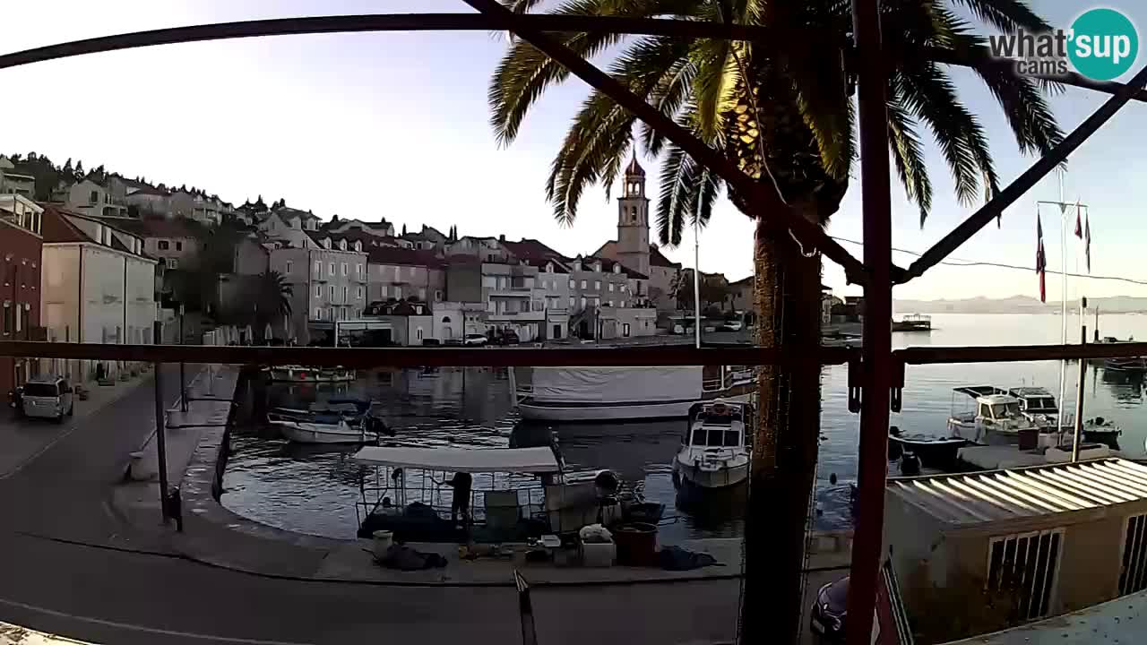 Kamera v živo Sutivan – otok Brač