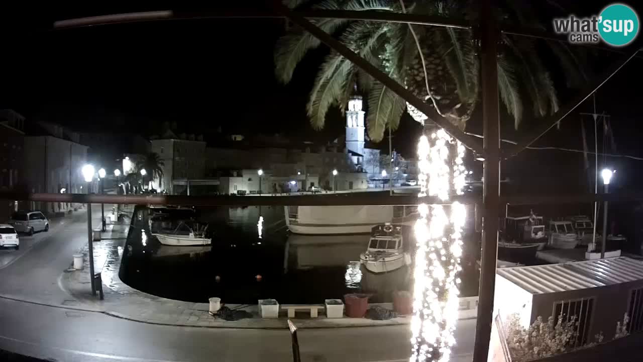 Kamera v živo Sutivan – otok Brač