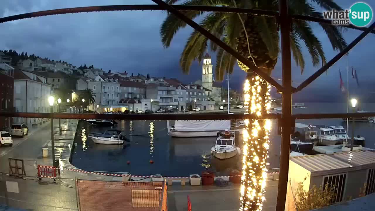 Web kamera Sutivan – otok Brač