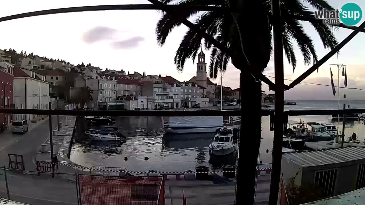 Web kamera Sutivan – otok Brač