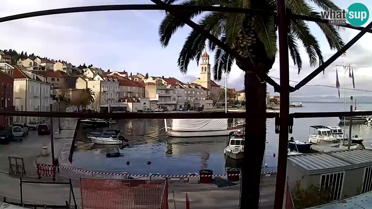 Web kamera Sutivan – otok Brač