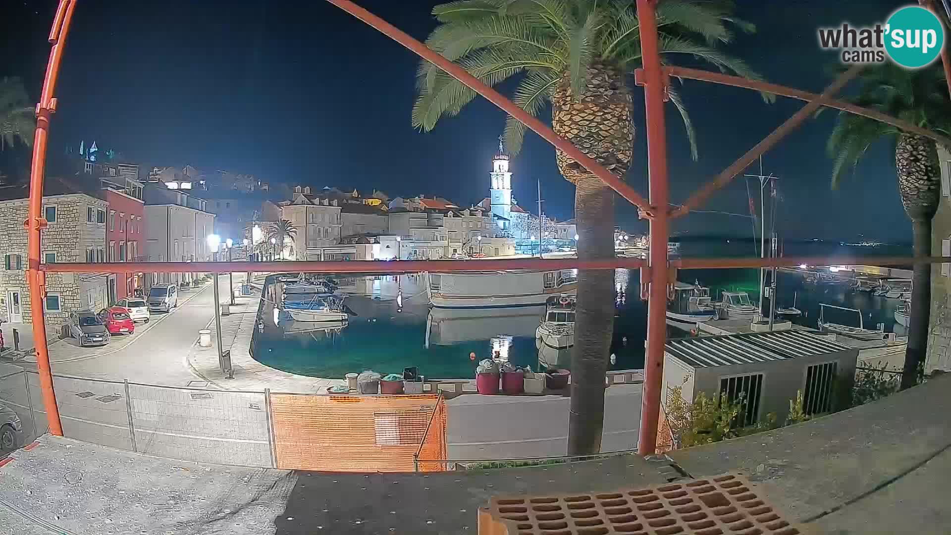 Cámara web Sutivan Mandrač – Vista en directo desde la isla de Brač