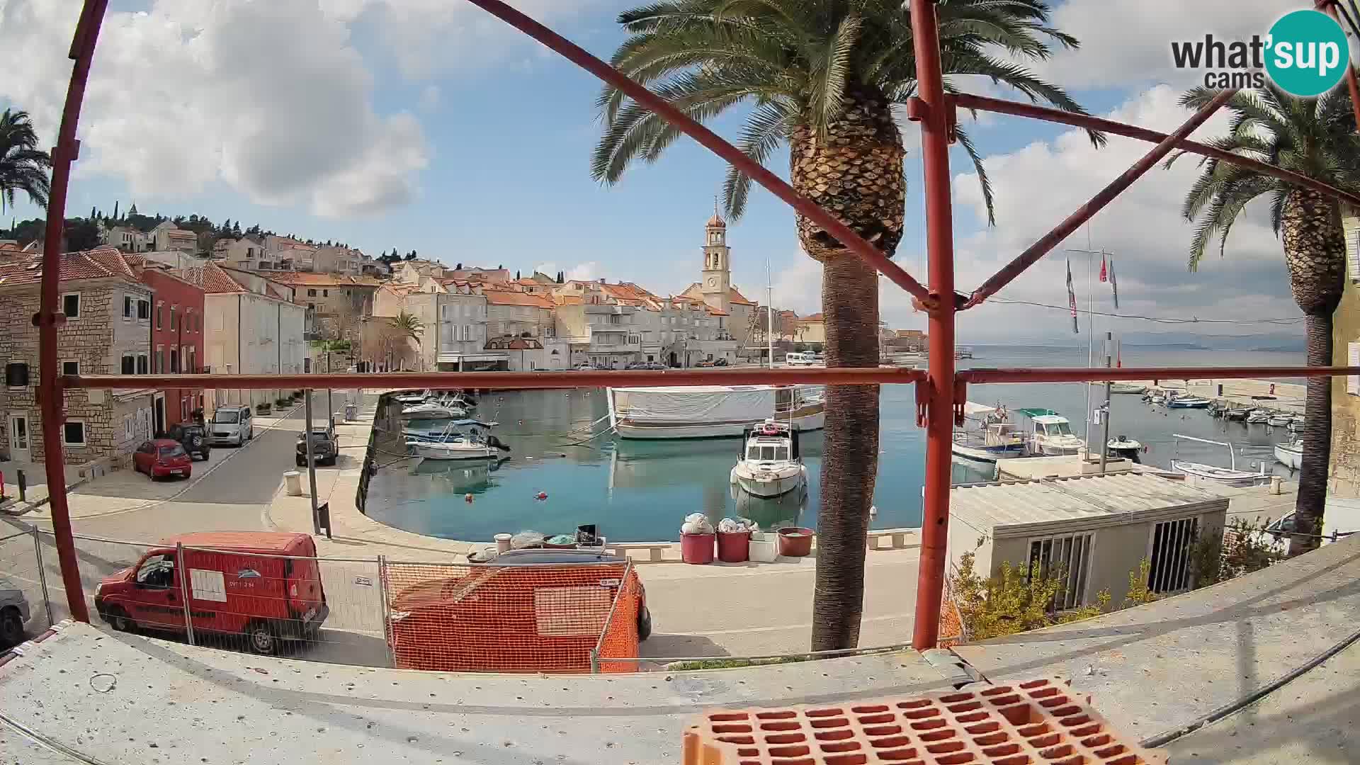 Cámara web Sutivan Mandrač – Vista en directo desde la isla de Brač