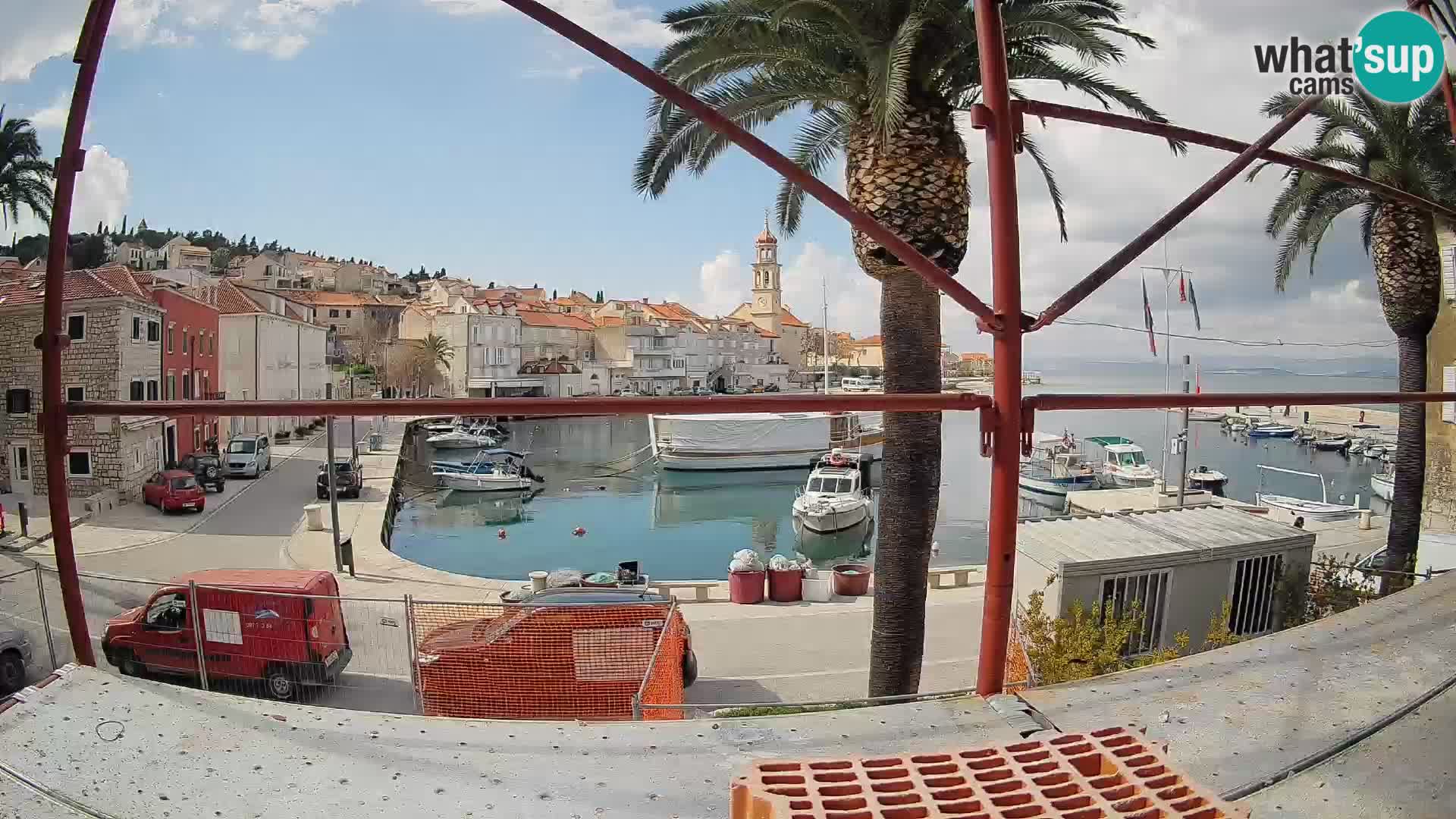 Webcam Sutivan Mandrač – Vista live dall’isola di Brač