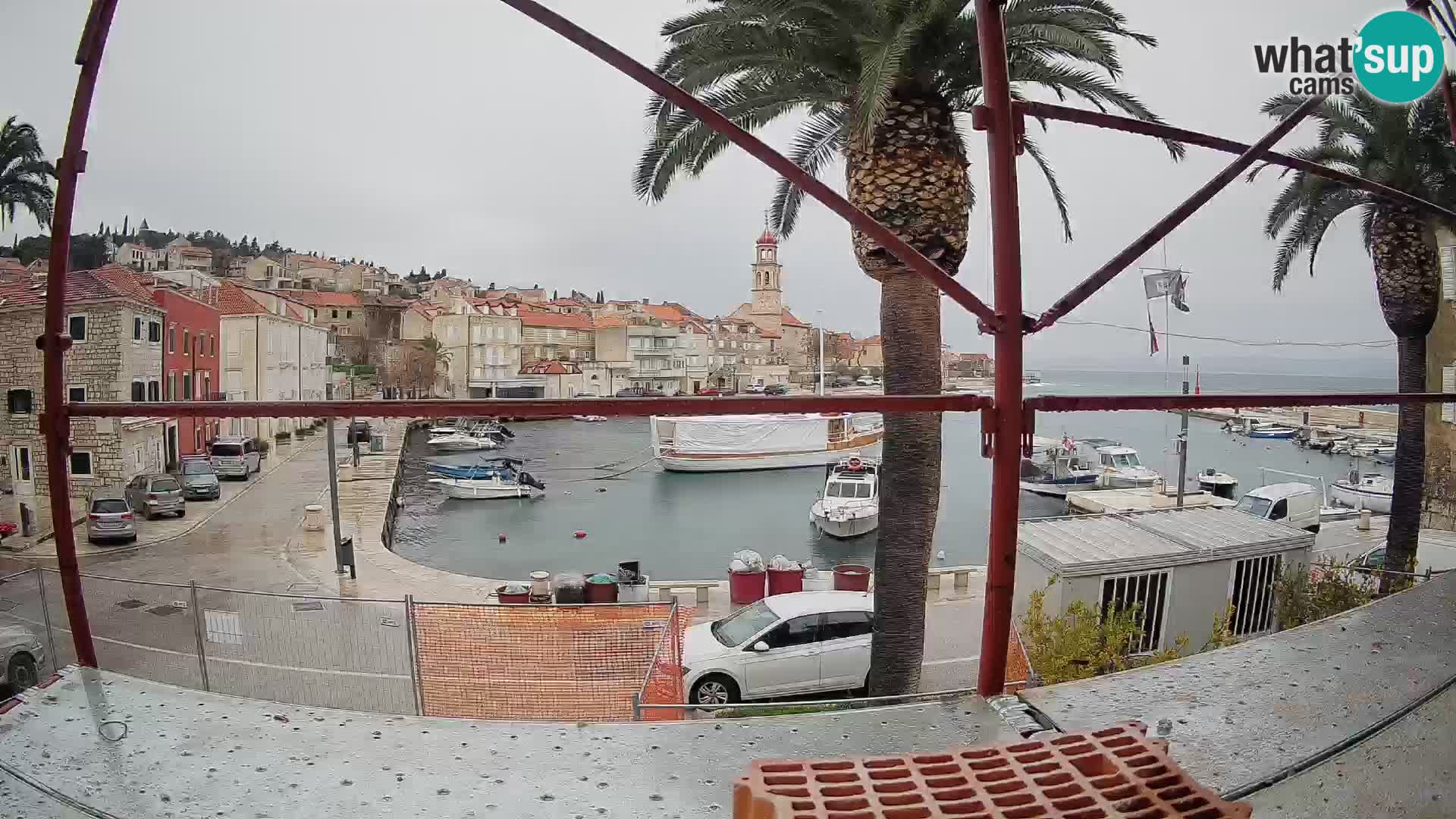 Web kamera Sutivan – otok Brač