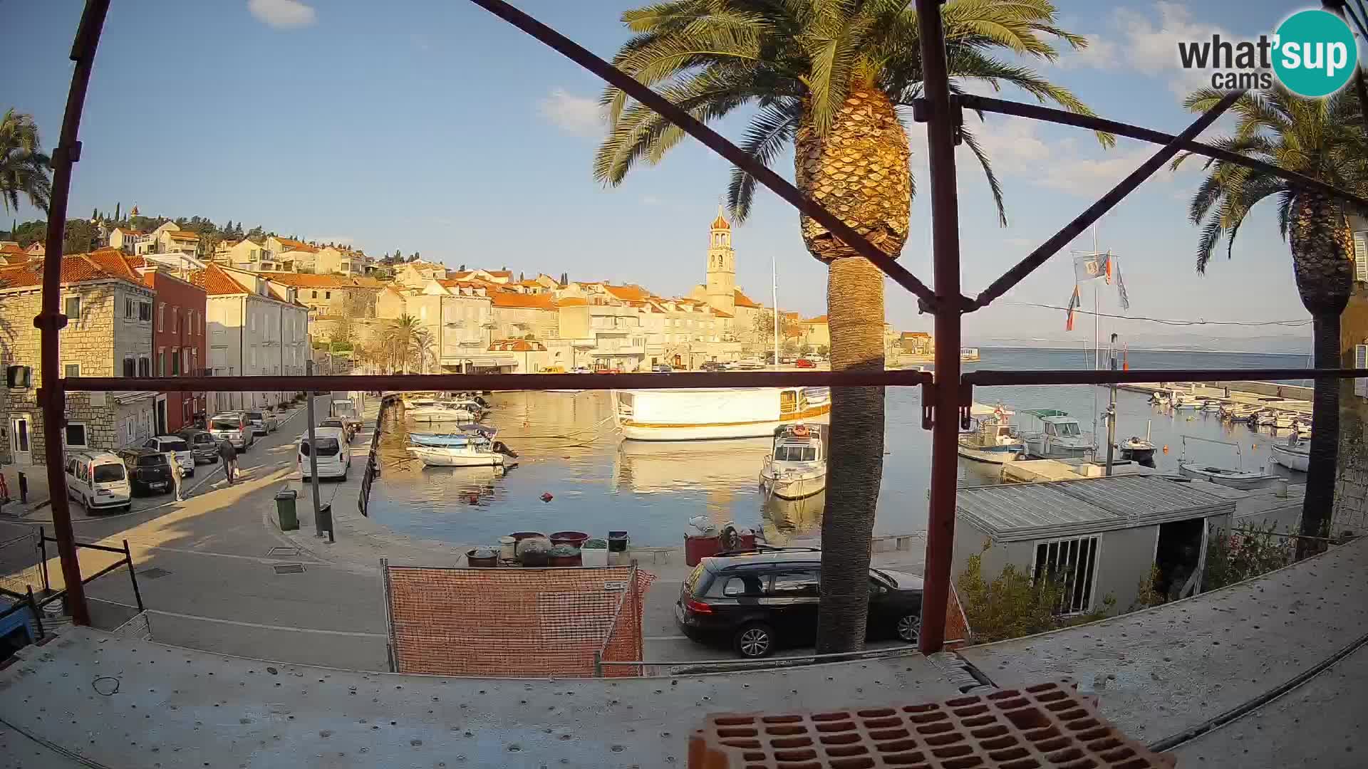 Webcam Sutivan Mandrač – Liveblick von der Insel Brač