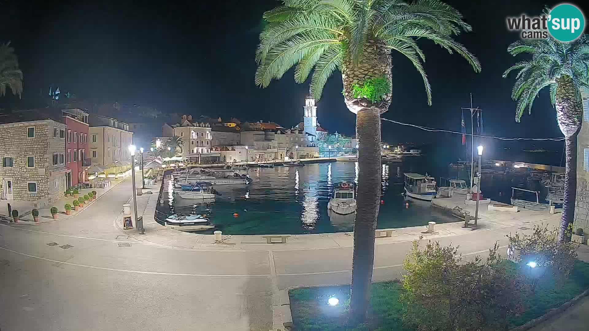 Caméra en direct Sutivan Mandrač – Vue en direct depuis l’île de Brač