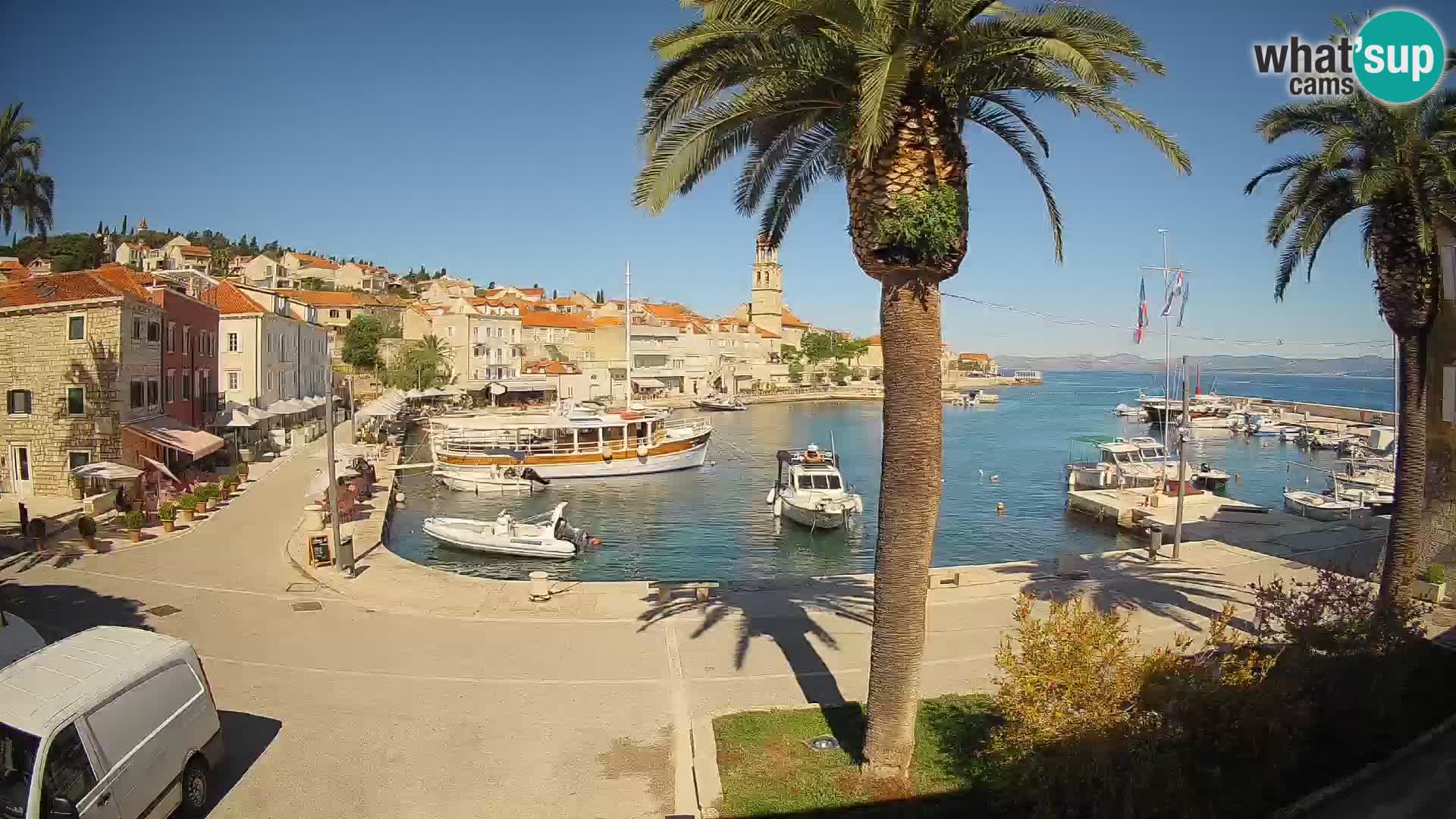 Caméra en direct Sutivan Mandrač – Vue en direct depuis l’île de Brač
