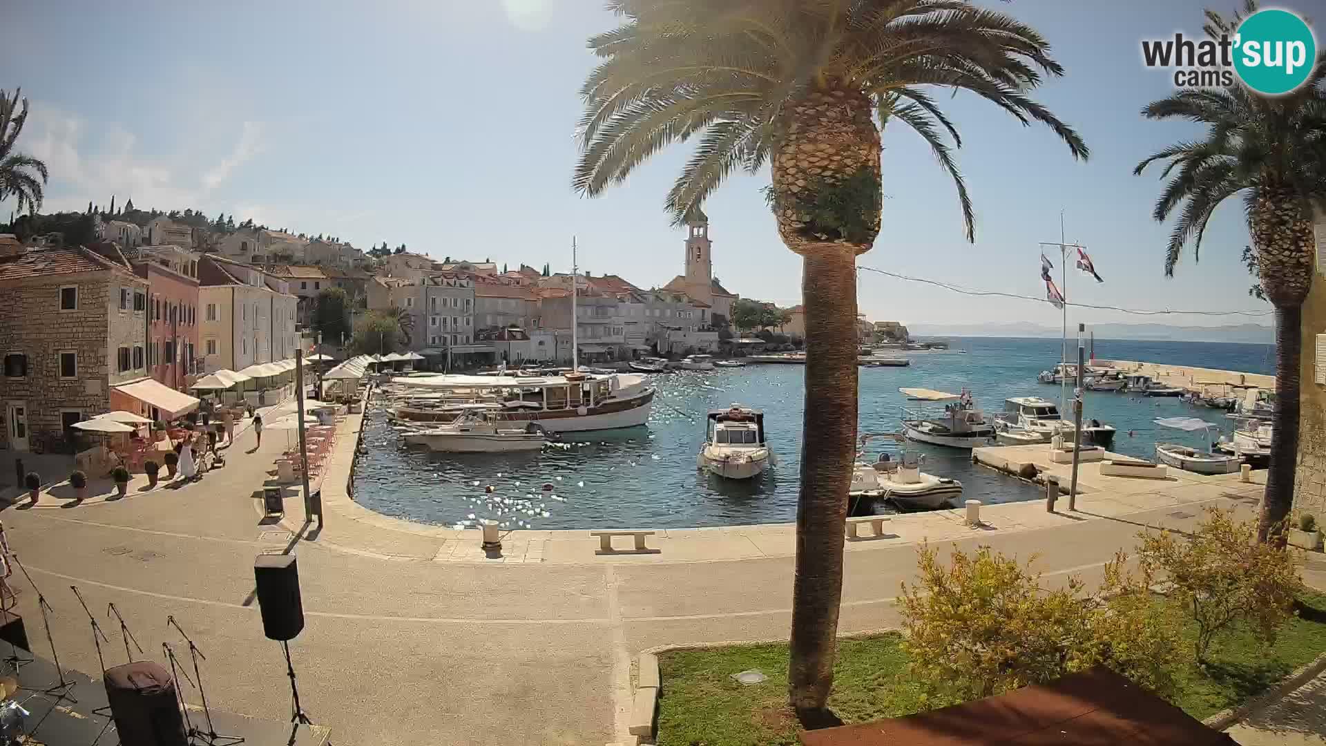 Caméra en direct Sutivan Mandrač – Vue en direct depuis l’île de Brač