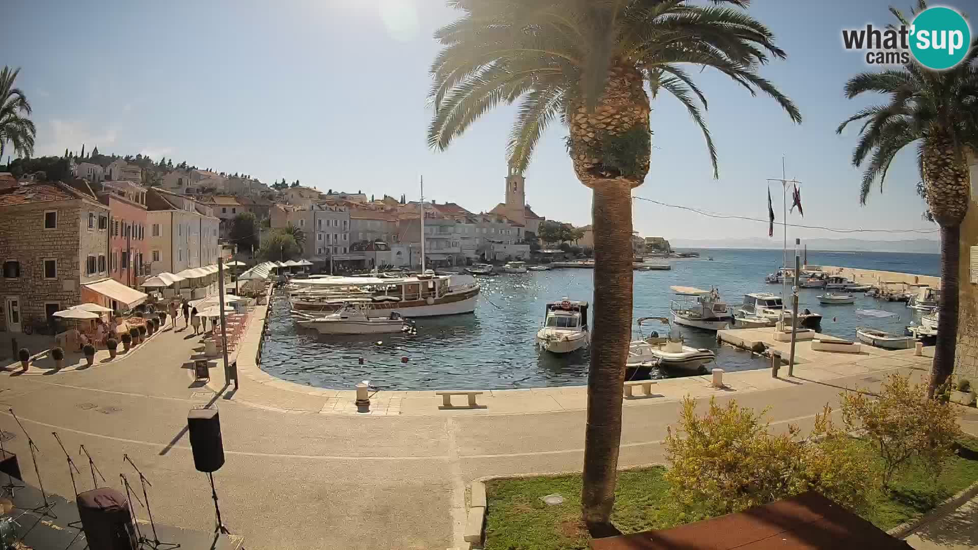 Webcam Sutivan Mandrač – Liveblick von der Insel Brač