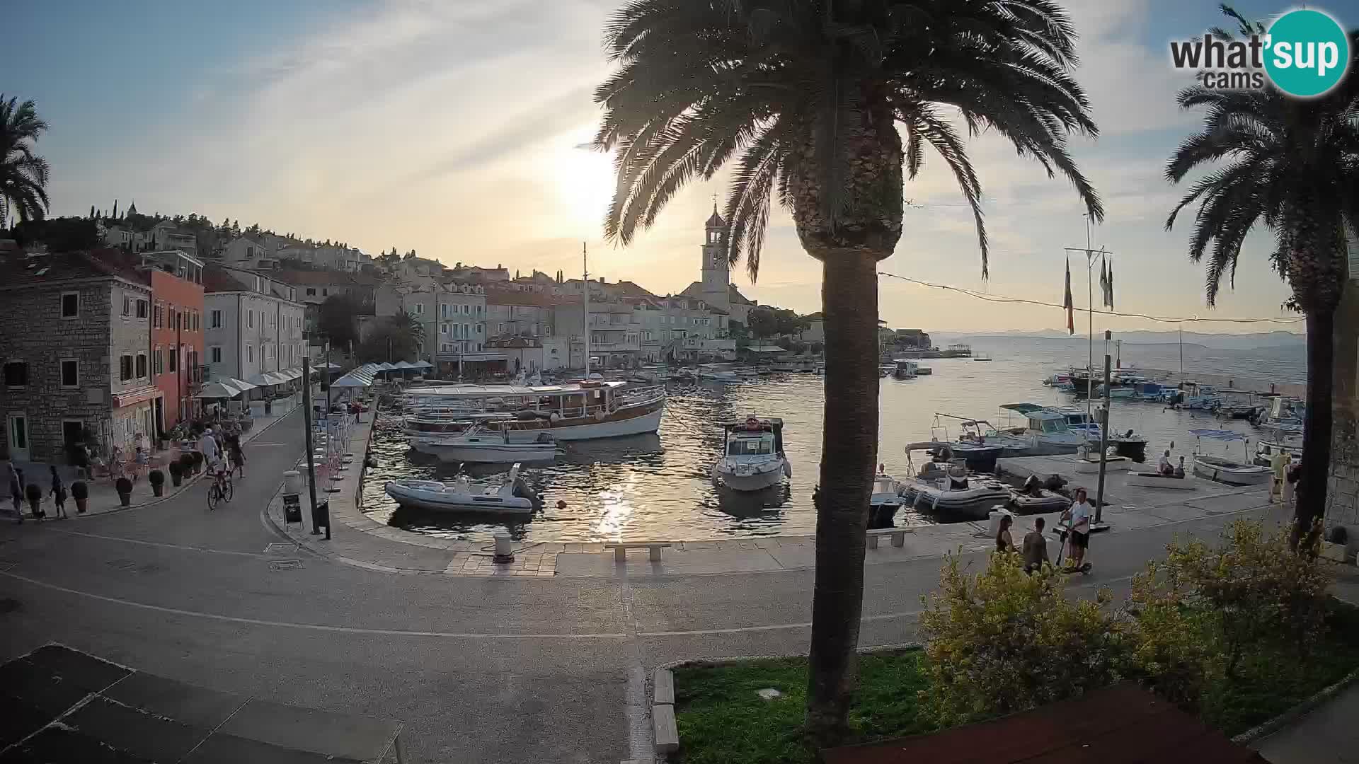 Webcam Sutivan Mandrač – Vista live dall’isola di Brač
