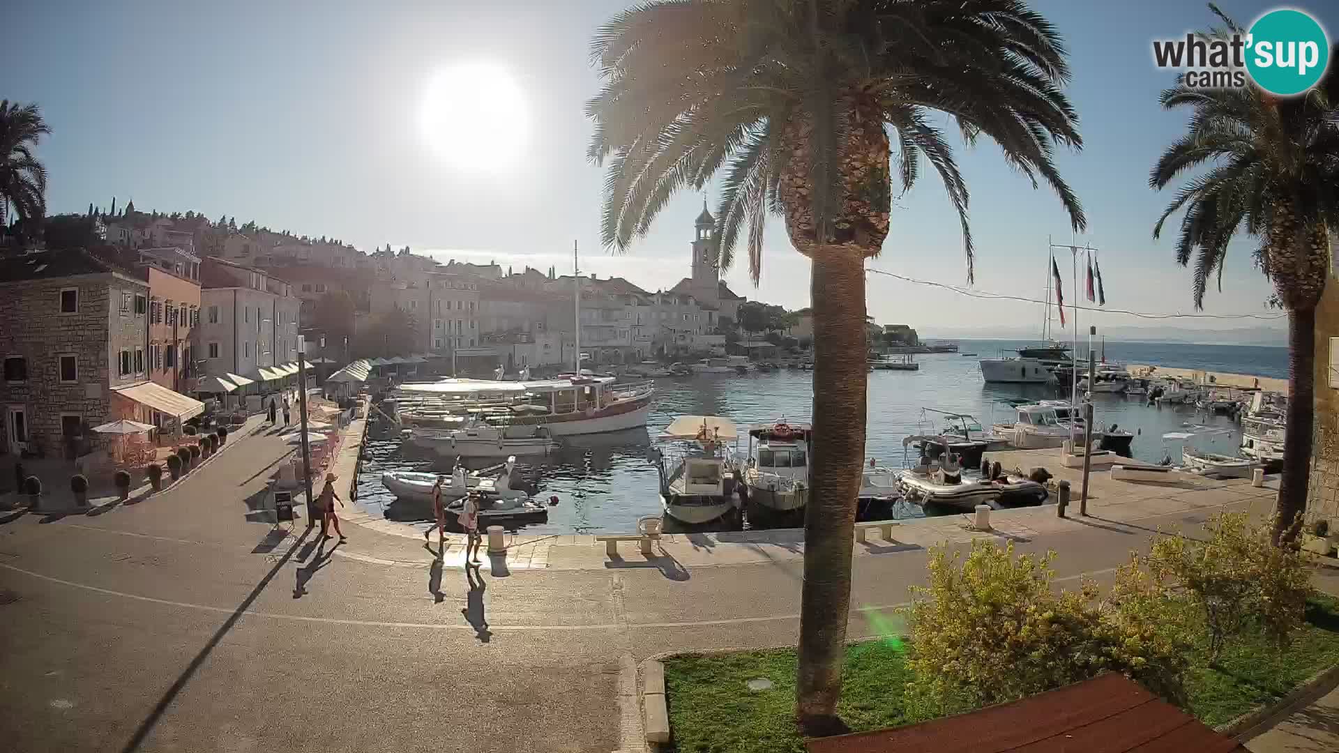 Webcam Sutivan Mandrač – Live View from Brač Island