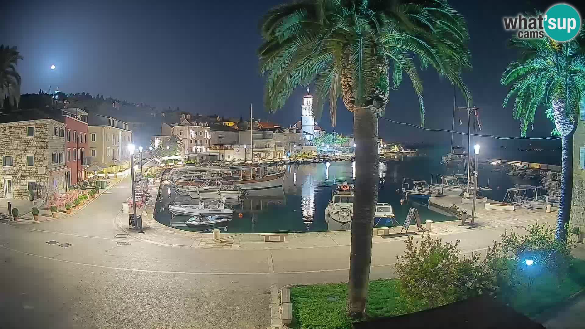 Caméra en direct Sutivan Mandrač – Vue en direct depuis l’île de Brač