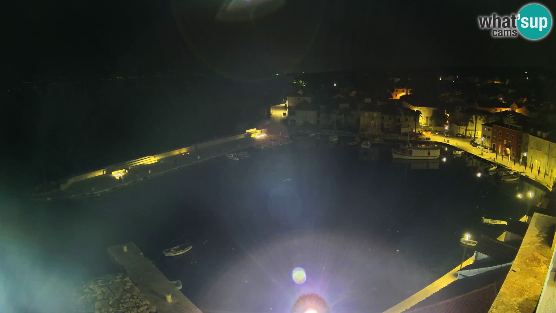 Spletna kamera Sutivan panorama – pogled v živo z otoka Brač