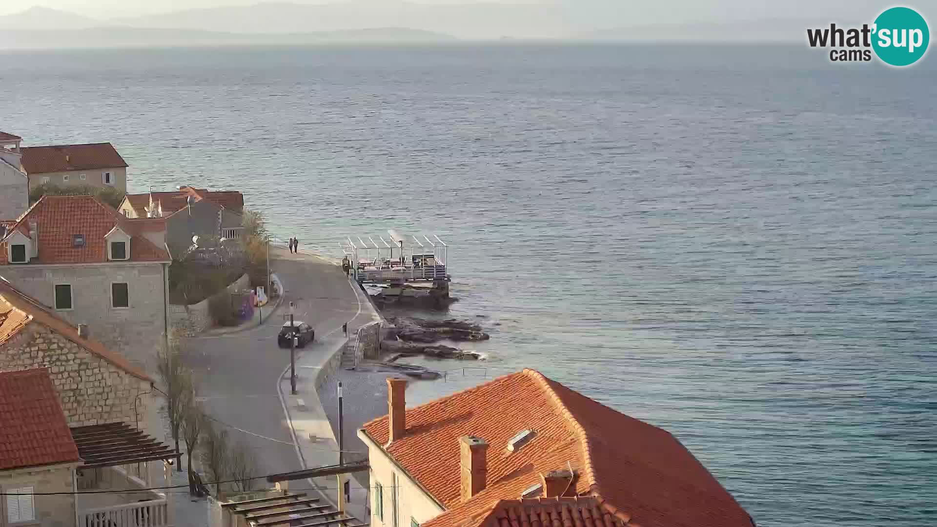 Spletna kamera Sutivan panorama – pogled v živo z otoka Brač