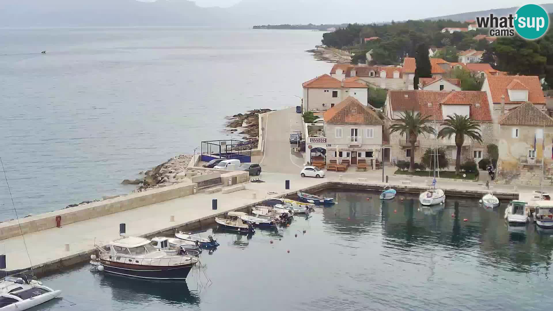 Web kamera Sutivan panorama – Pogled uživo s otoka Brača