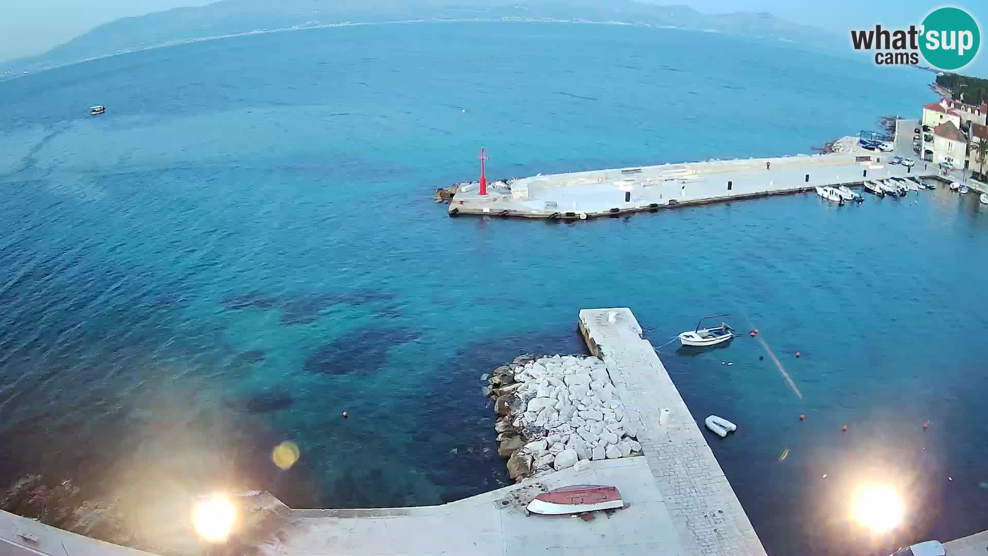 Spletna kamera Sutivan panorama – pogled v živo z otoka Brač