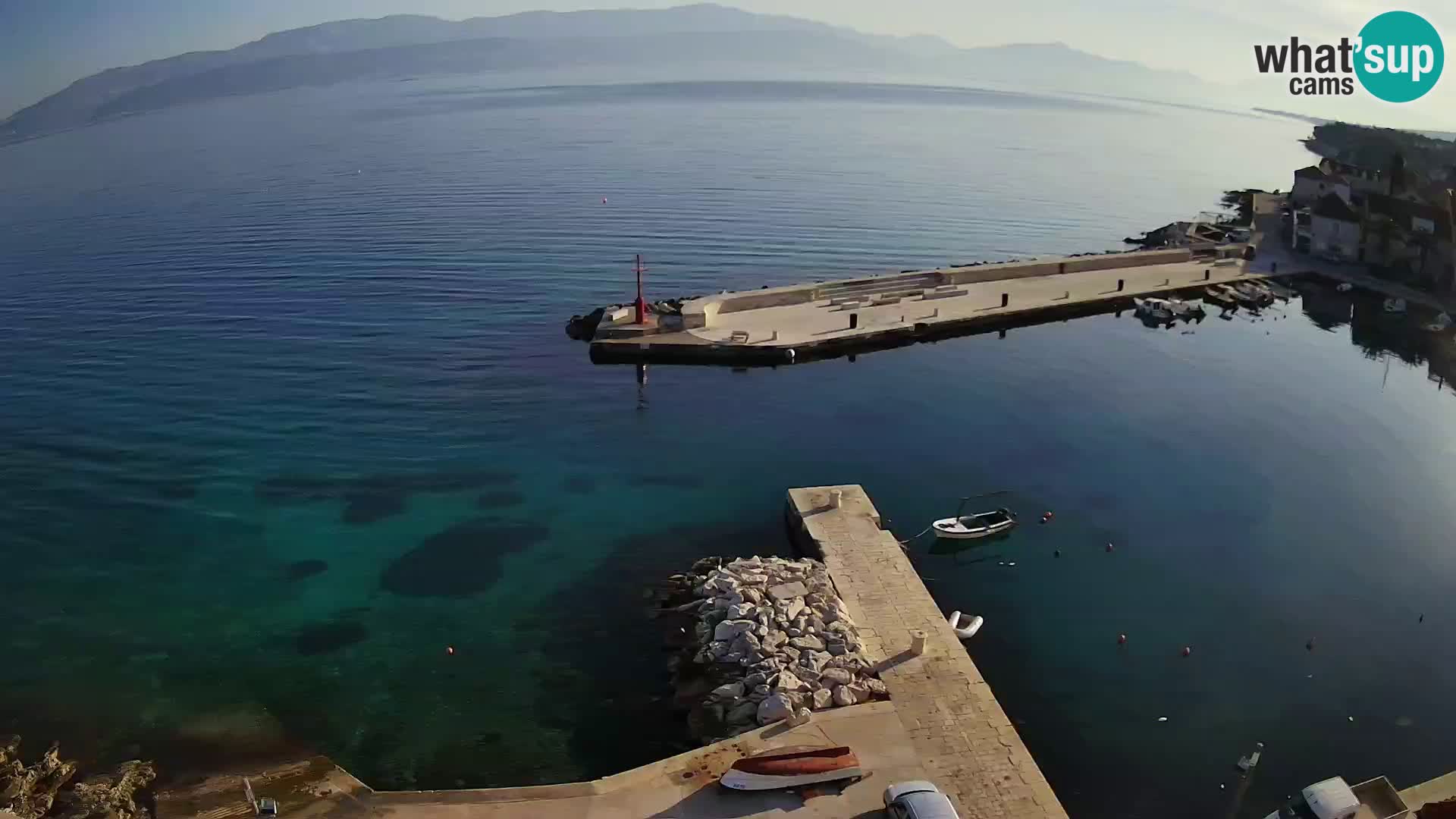 Spletna kamera Sutivan panorama – pogled v živo z otoka Brač