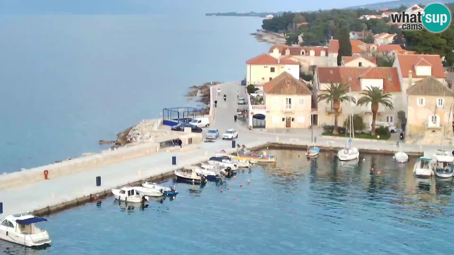 Spletna kamera Sutivan panorama – pogled v živo z otoka Brač