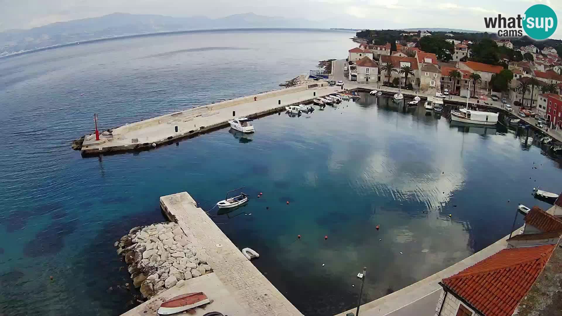 Web kamera Sutivan panorama – Pogled uživo s otoka Brača