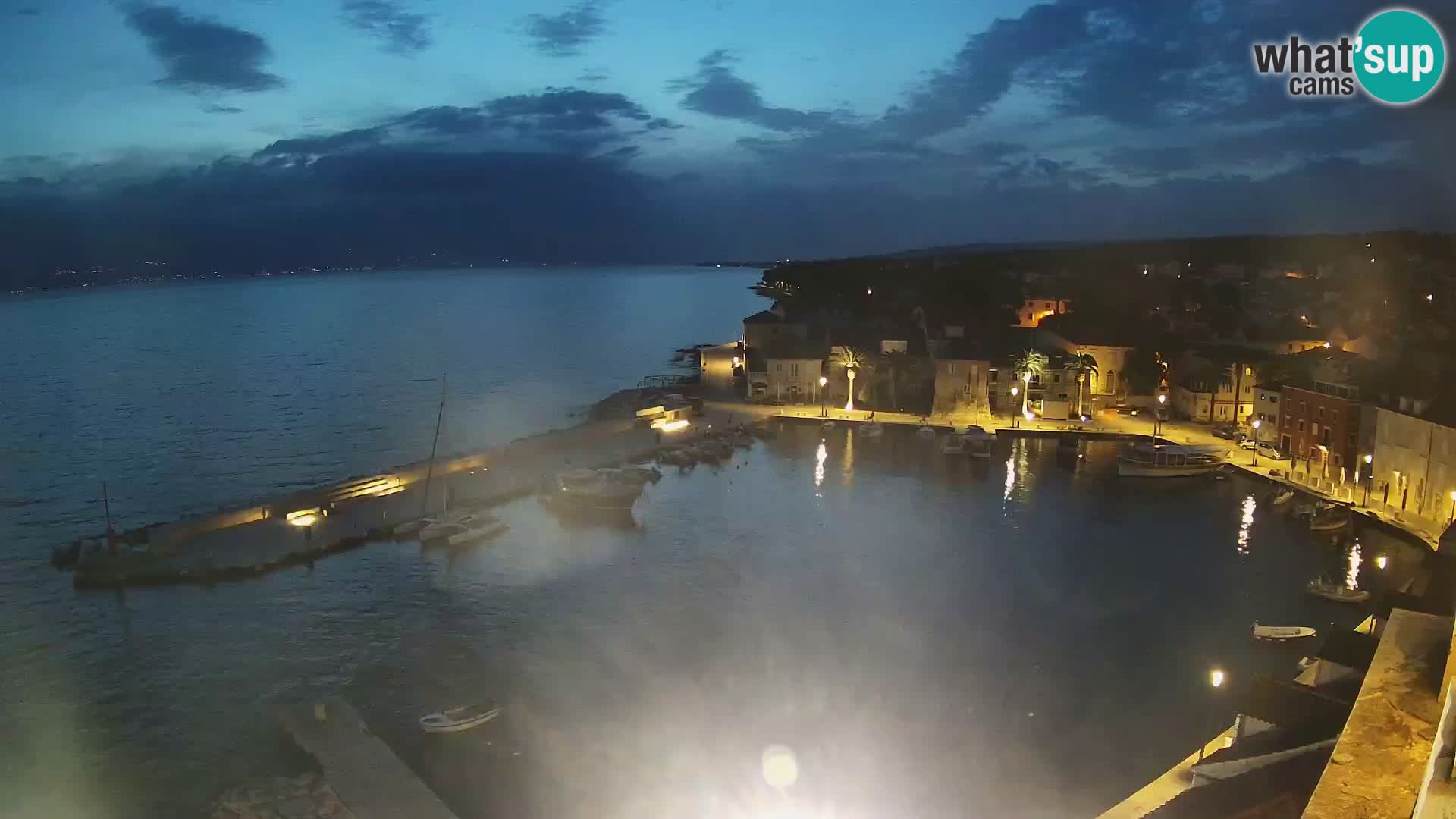 Web kamera Sutivan panorama – Pogled uživo s otoka Brača