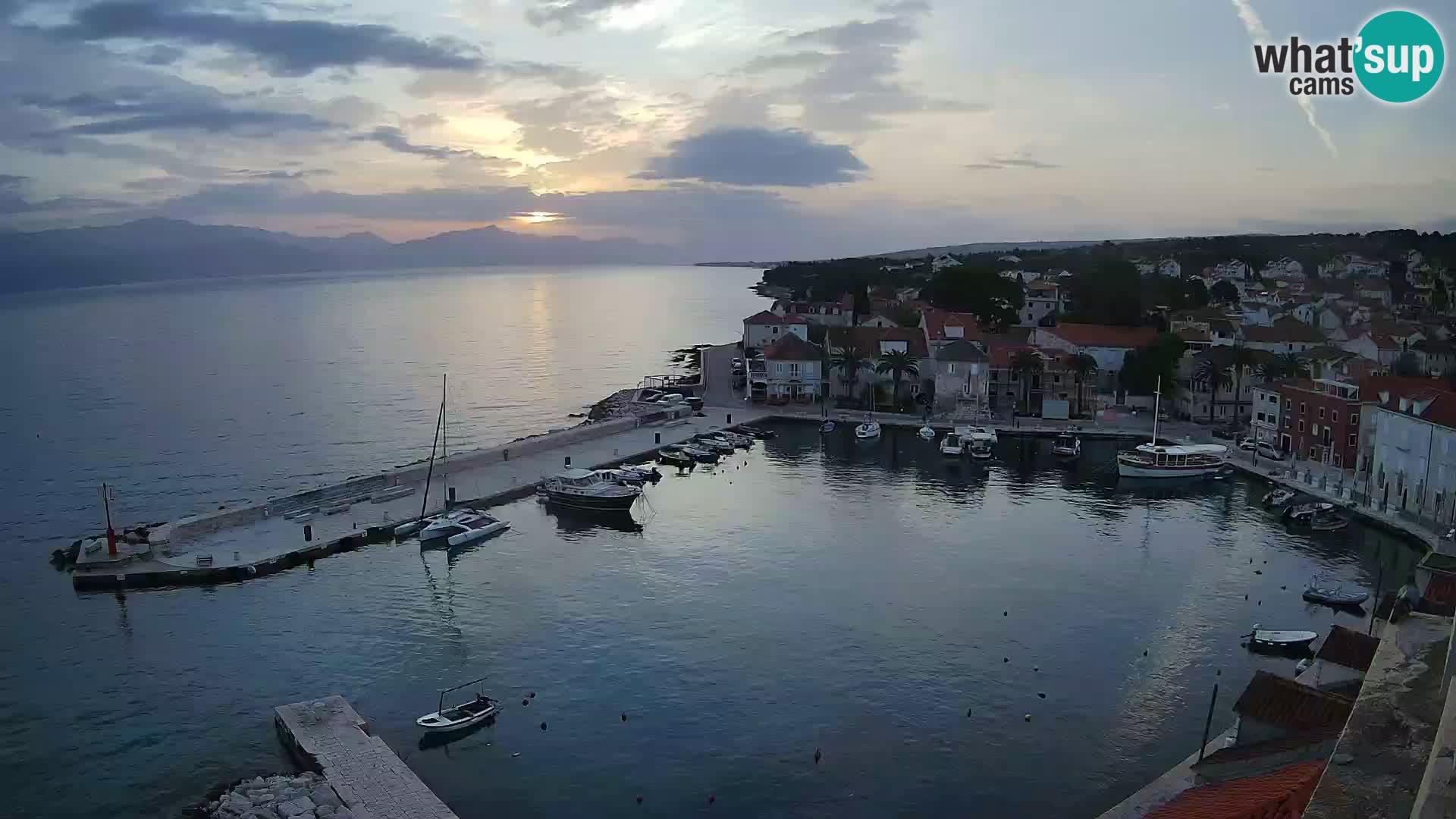 Webcam Sutivan Panorama – Vista en vivo desde la isla de Brač