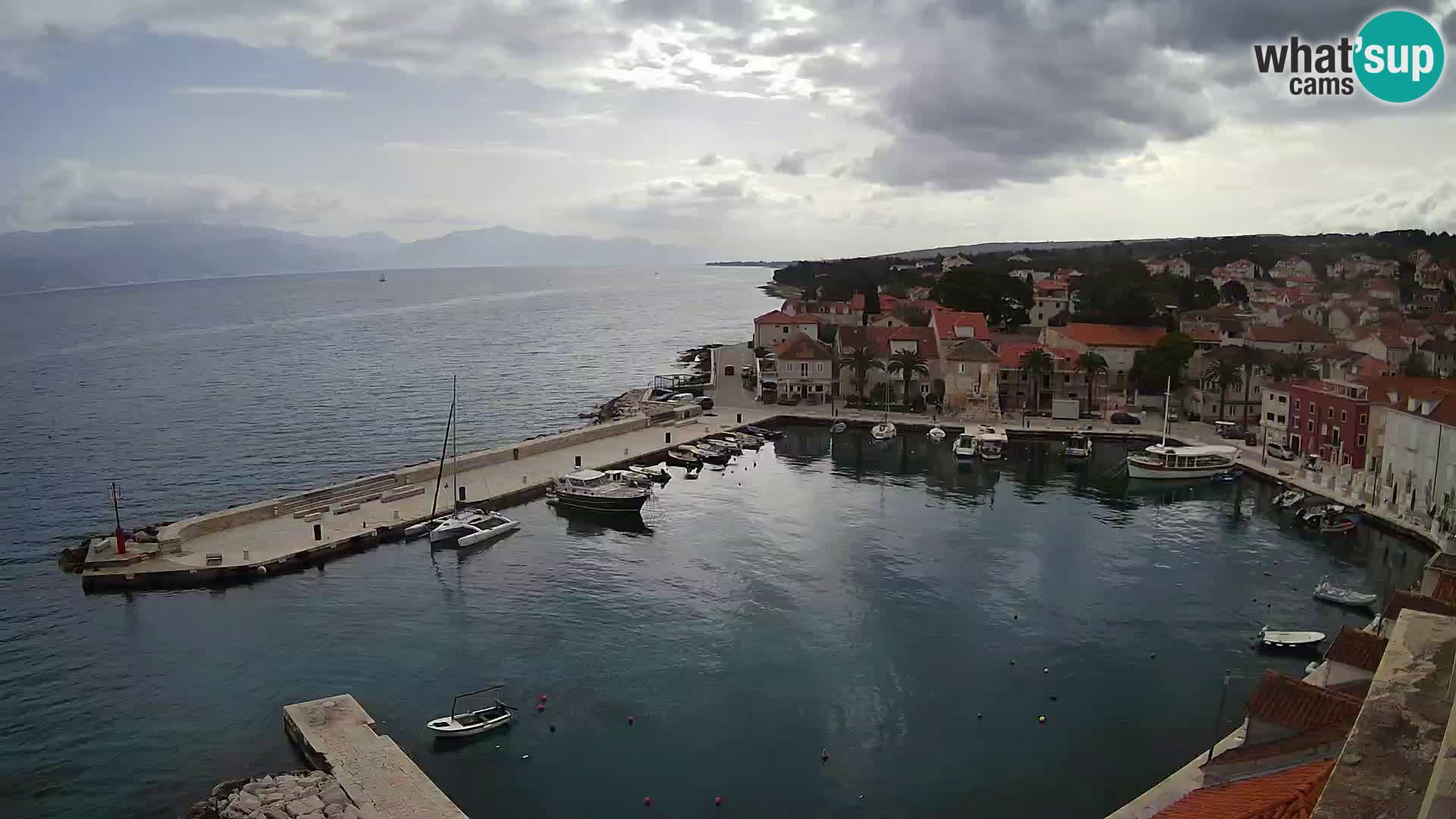 Webcam Sutivan panorama – Vista live dall’isola di Brač