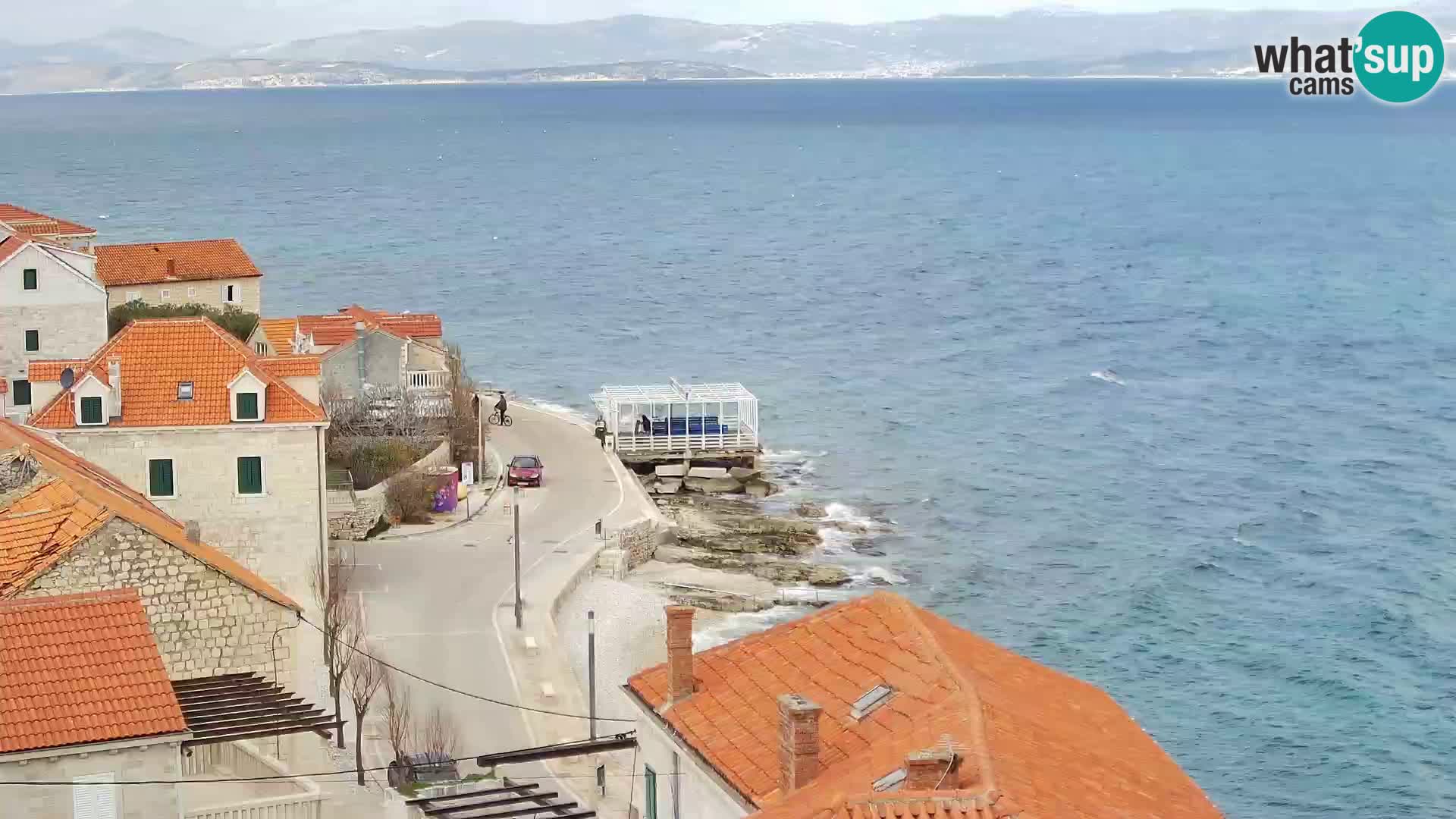 Spletna kamera Sutivan panorama – pogled v živo z otoka Brač