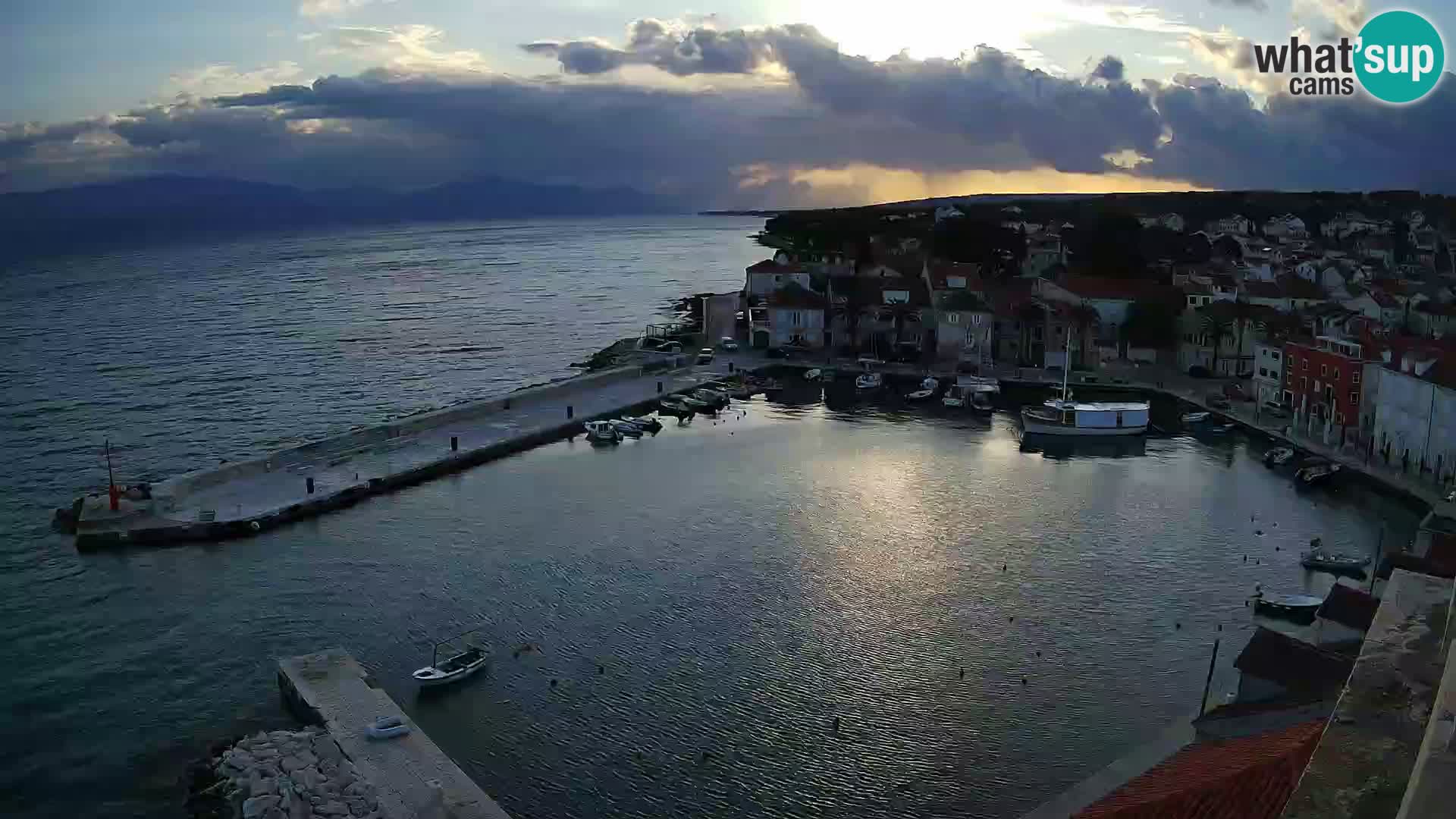 Webcam Sutivan Panorama – Vista en vivo desde la isla de Brač
