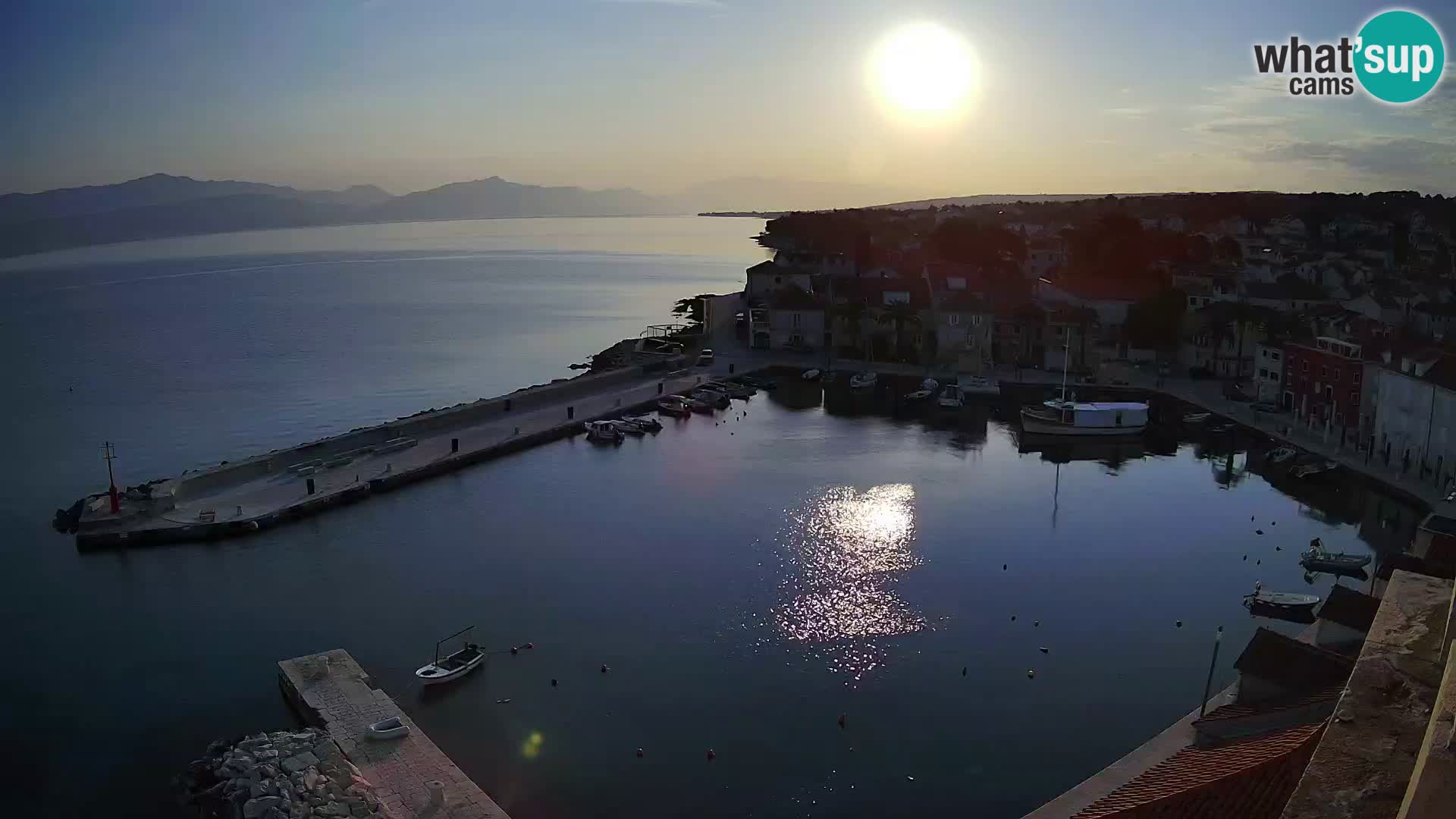 Webcam Sutivan Panorama – Vista en vivo desde la isla de Brač