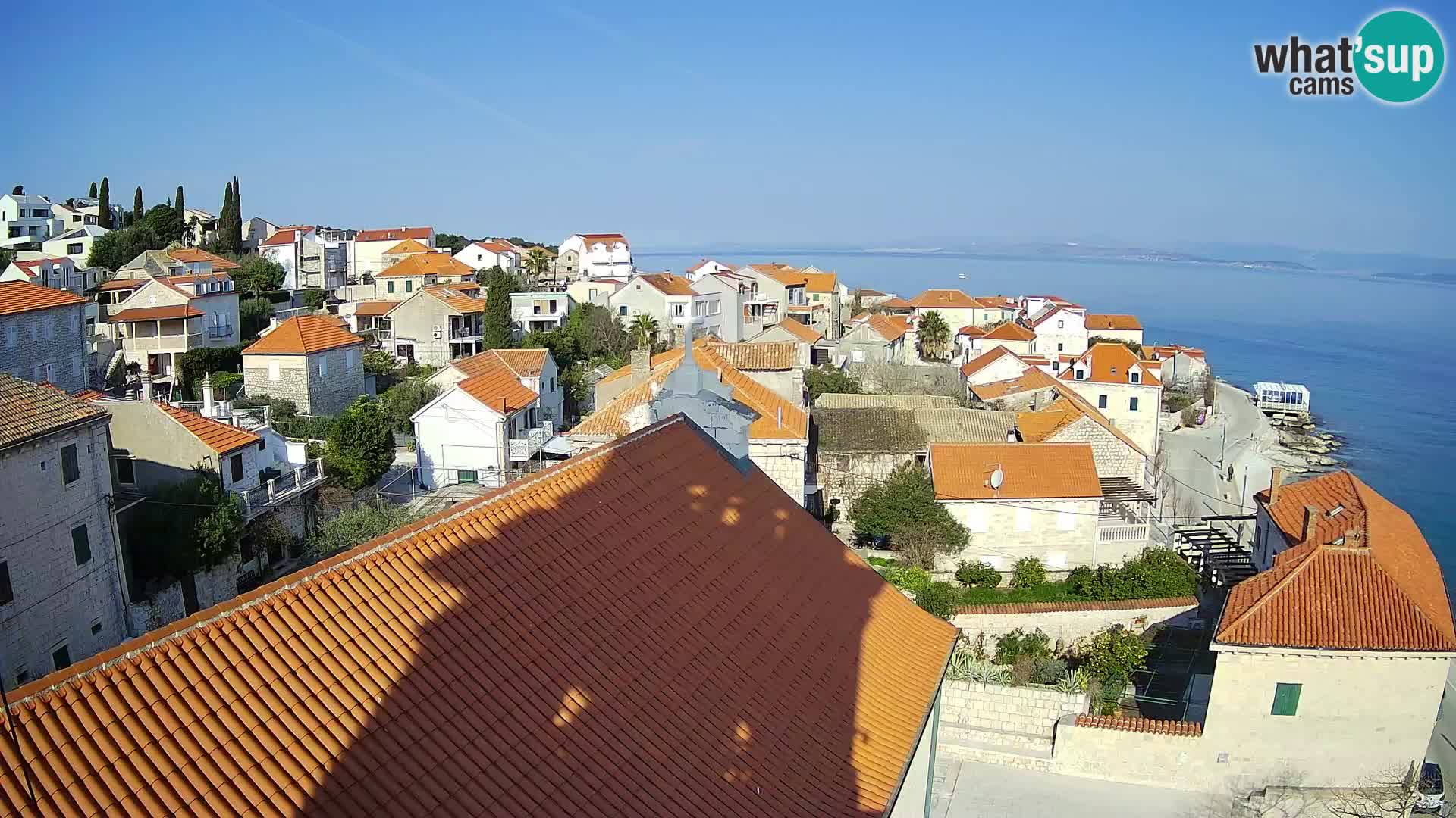 Web kamera Sutivan panorama – Pogled uživo s otoka Brača