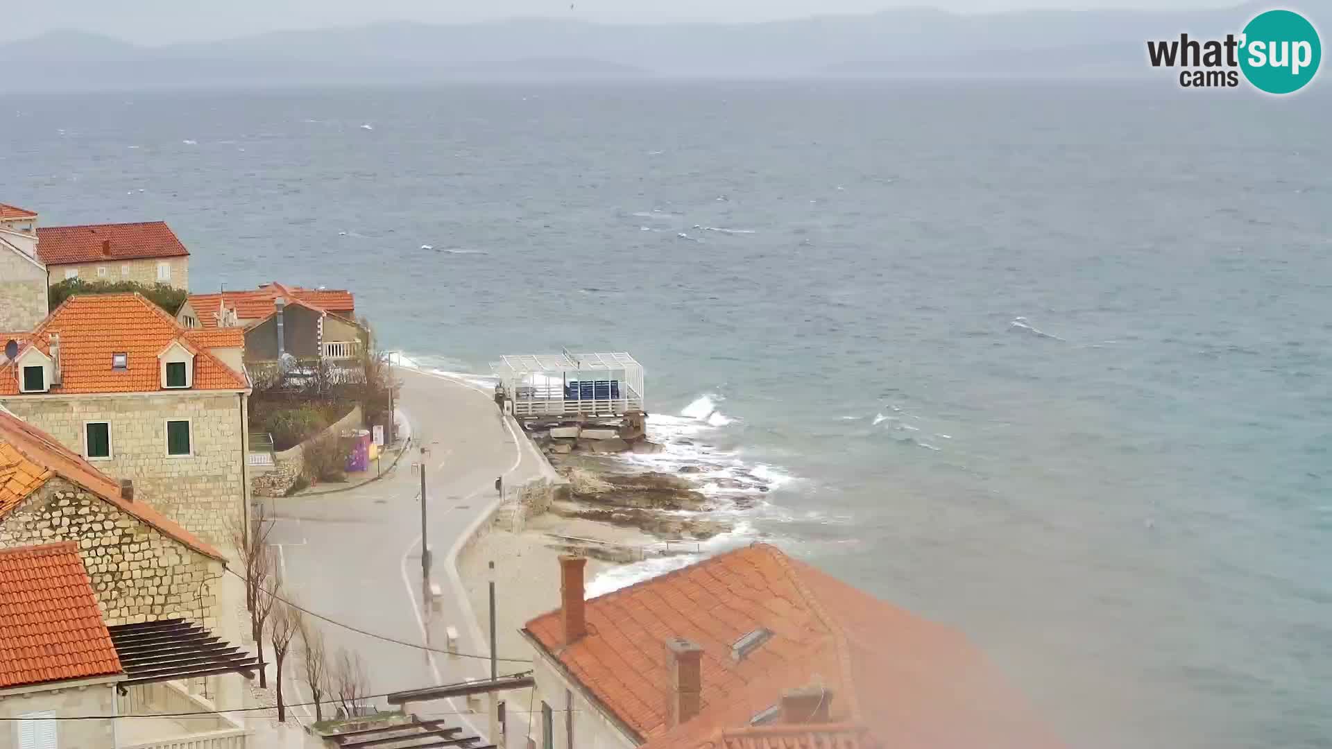 Spletna kamera Sutivan panorama – pogled v živo z otoka Brač