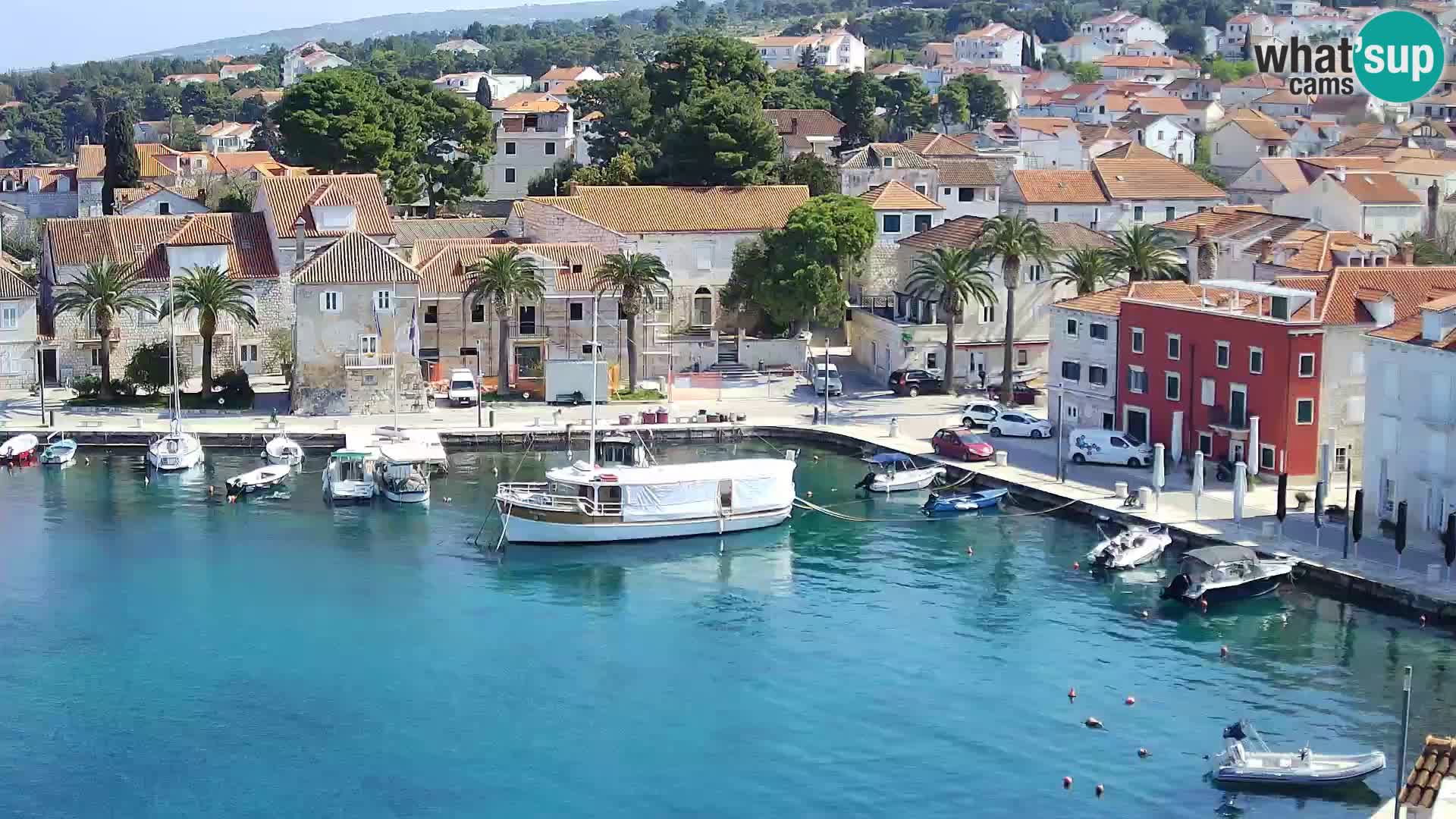 Web kamera Sutivan panorama – Pogled uživo s otoka Brača