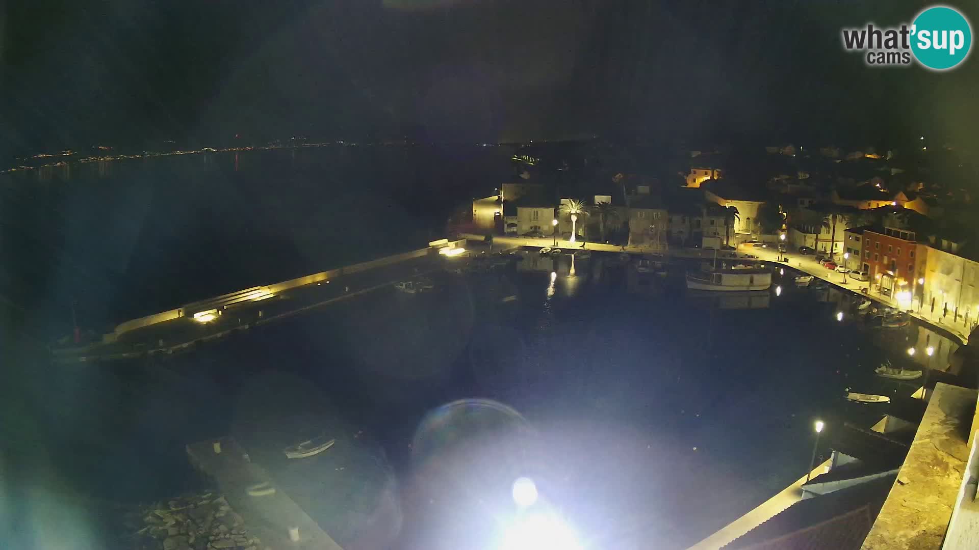 Spletna kamera Sutivan panorama – pogled v živo z otoka Brač