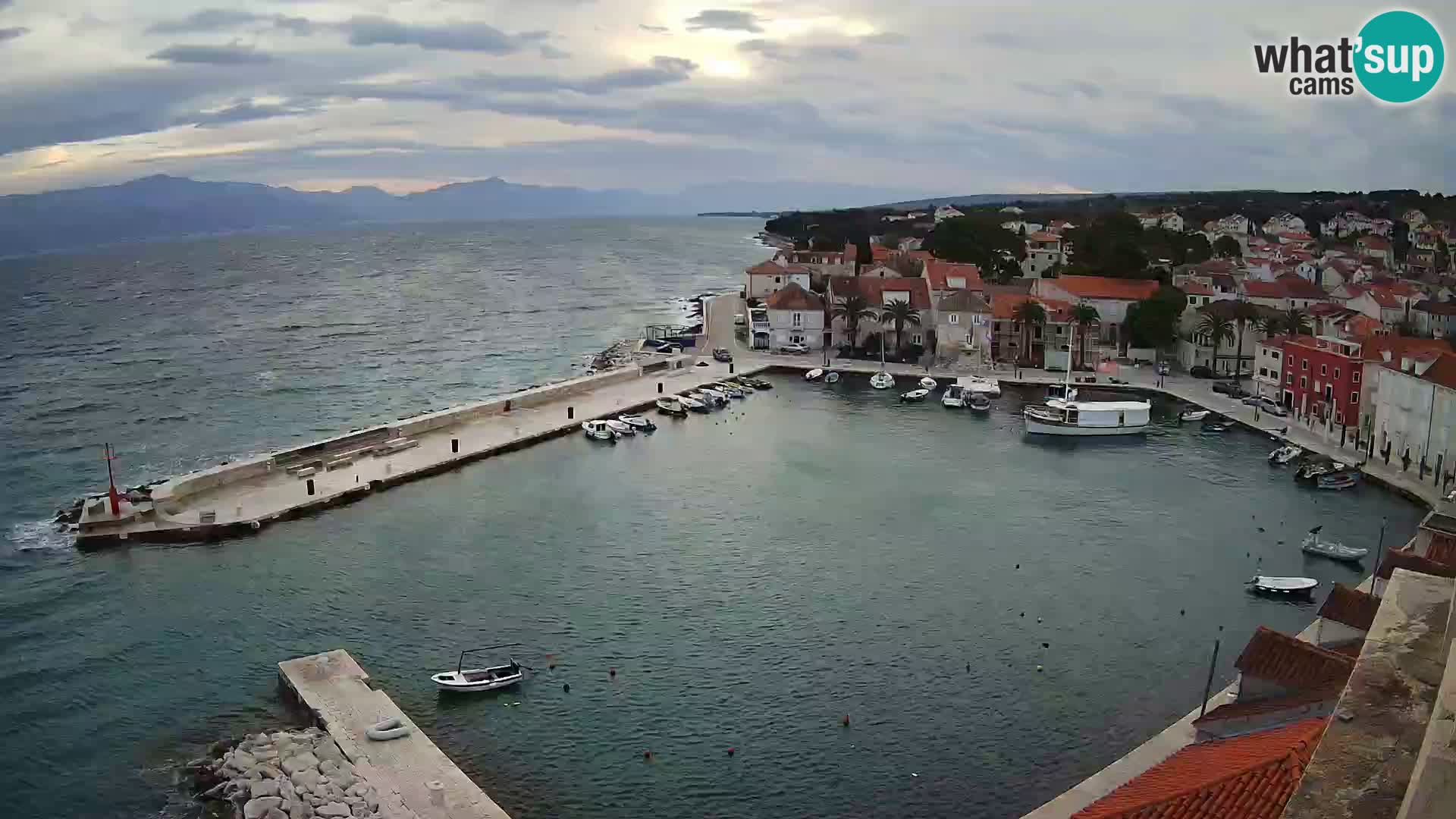 Webcam Sutivan Panorama – Live View from Brač Island