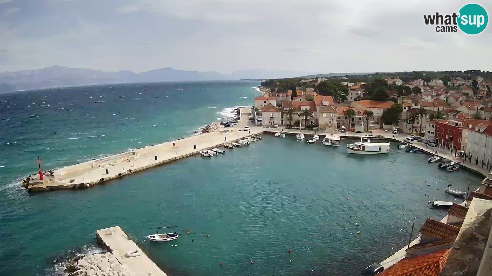 Web kamera Sutivan panorama – Pogled uživo s otoka Brača