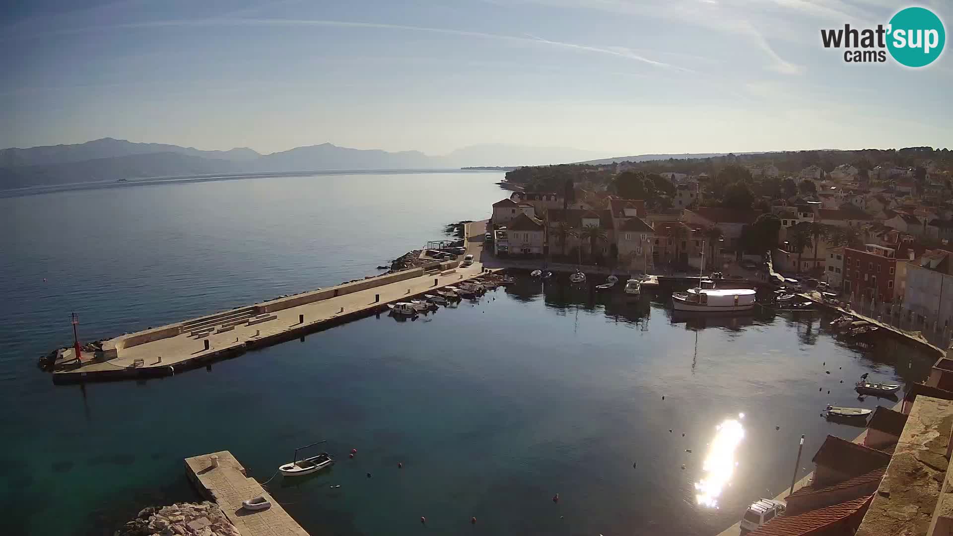 Web kamera Sutivan panorama – Pogled uživo s otoka Brača