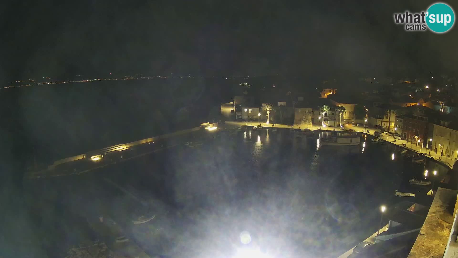 Spletna kamera Sutivan panorama – pogled v živo z otoka Brač