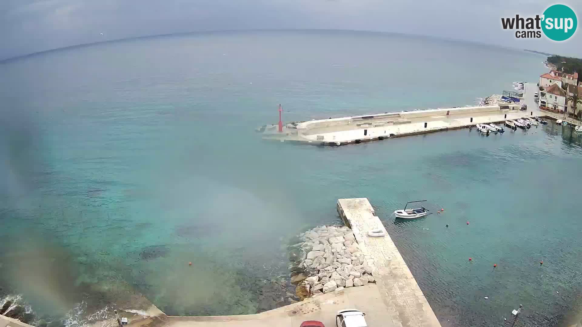 Spletna kamera Sutivan panorama – pogled v živo z otoka Brač