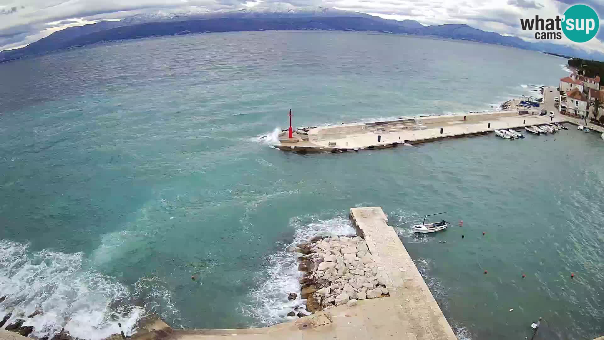 Spletna kamera Sutivan panorama – pogled v živo z otoka Brač